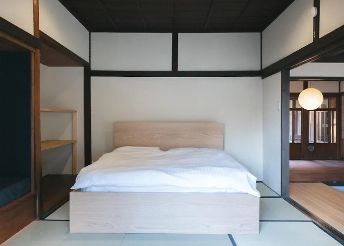 Denim House Bon