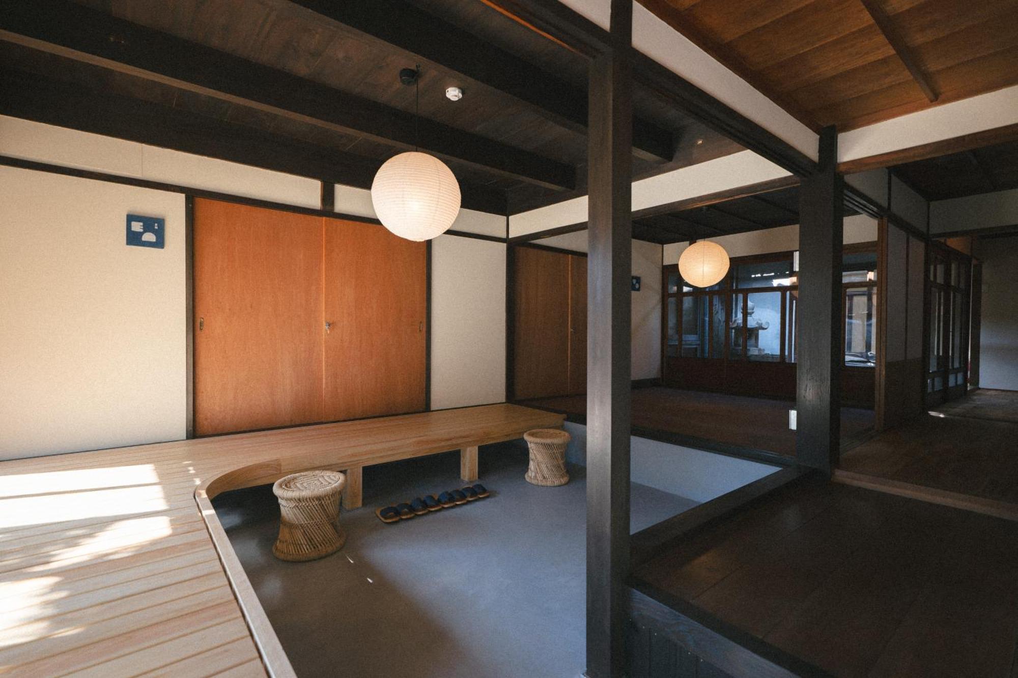 Denim House Bon